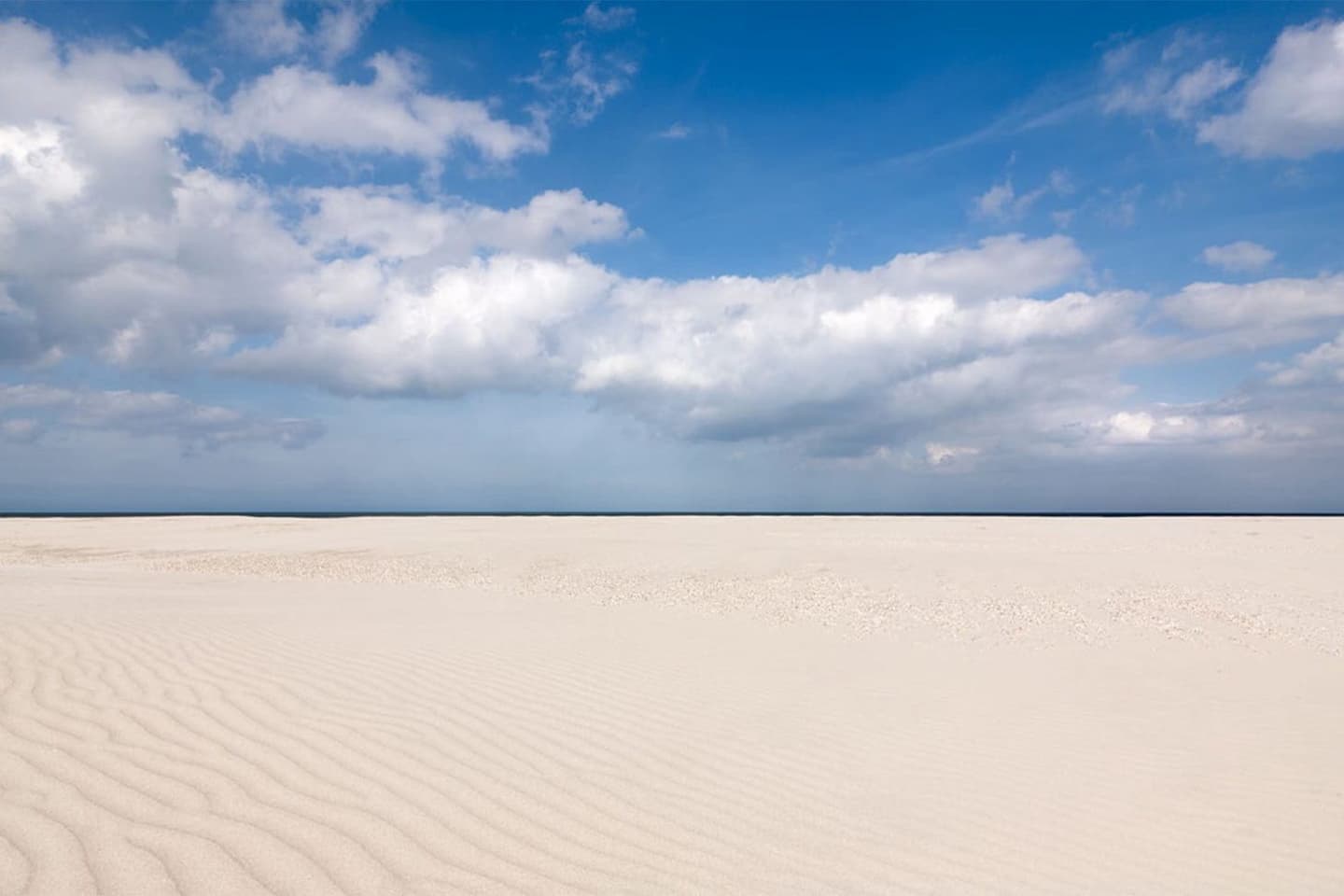 Zandstrand Terschelling, strand op loopafstand vakantiehuis